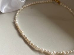 Classic Pearl Choker