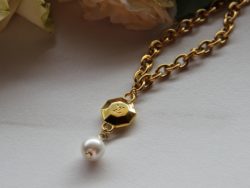 Affair Necklace